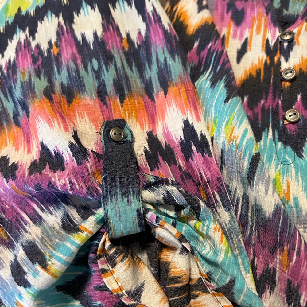 Women's Multicolor Patterned Top - Picture 5 of 5